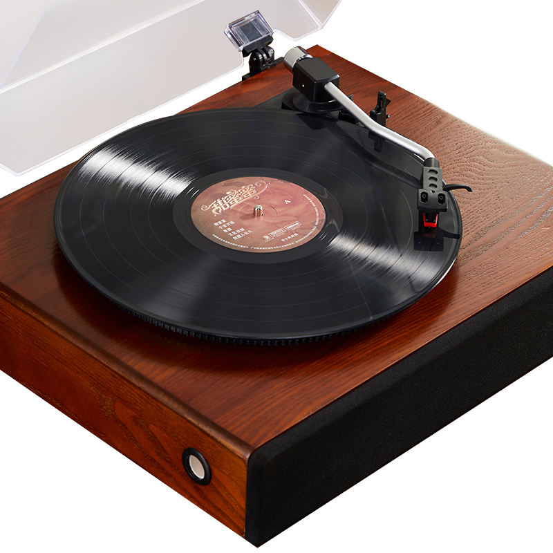 Platine vinyle vintage avec haut-parleurs