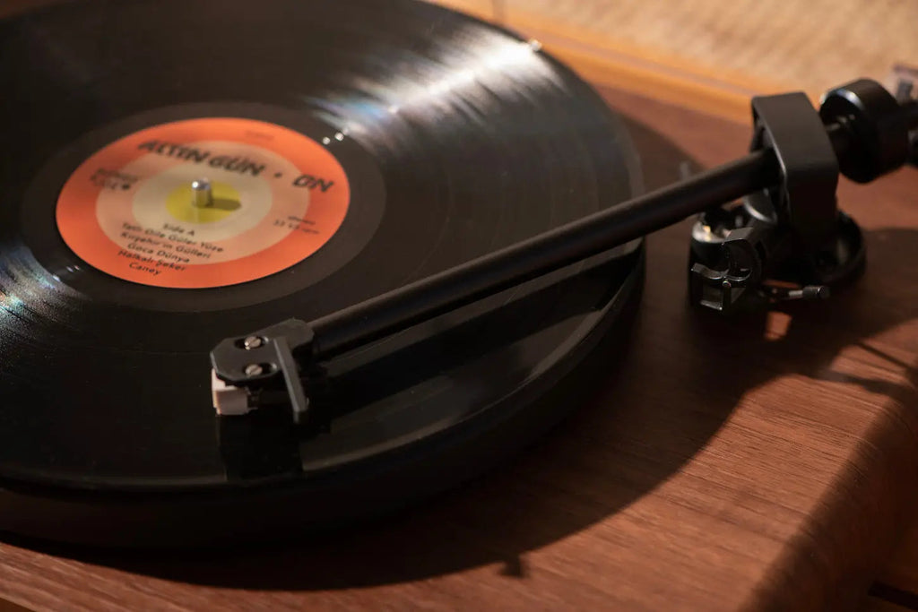 Platine vinyle Bluetooth C65 avec haut-parleurs